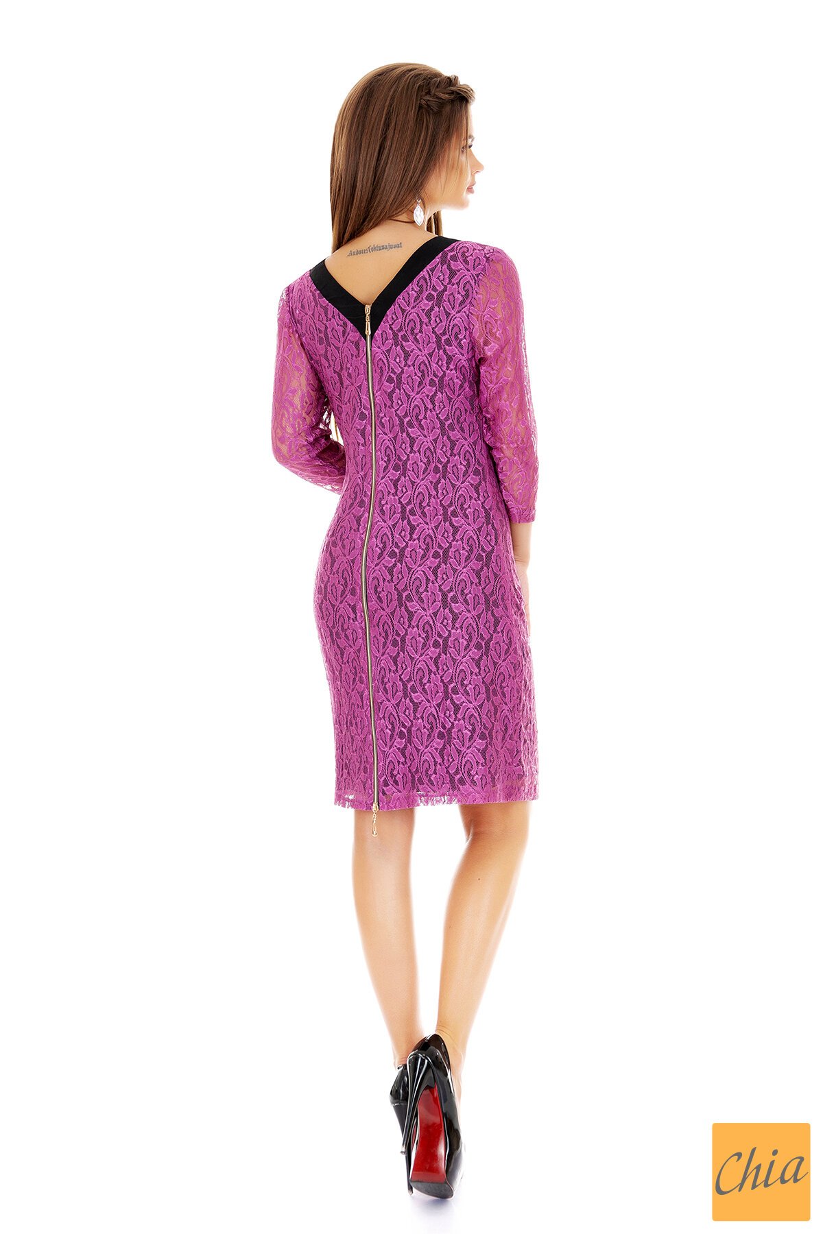 Платье футляр из гипюра