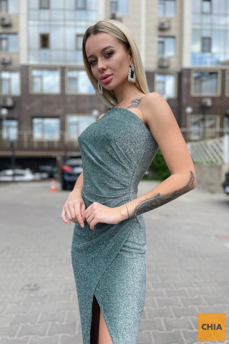 Вечернее платье в пол с люрексом