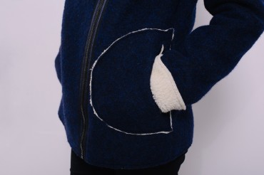 Lilo: Синее короткое пальто на меху 8102 - фото 3