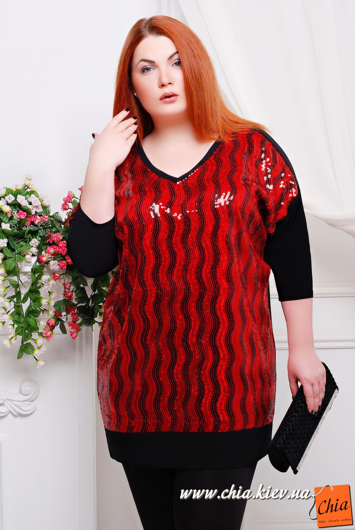 Туника с пайетками