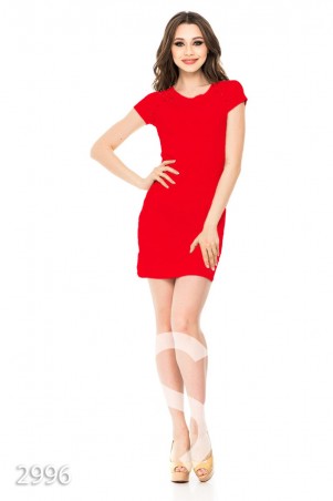 ISSA PLUS: Красное платье-футболка с жемчугом по швам рукавов 2996_красный - фото 1