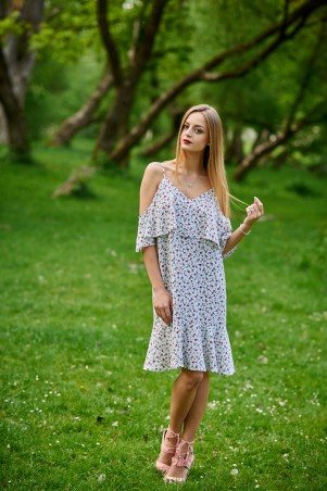Ляпота: Платье с воланом в мелкие розочки 1077 - фото 2