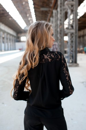 Fognar: Блуза черная с кружевом 2091 - фото 3