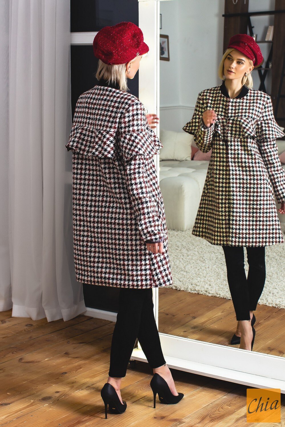 Пальто 215502 черно-белый