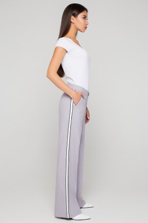 A-Dress: Серые льняные брюки с лампасом 30020 - фото 3