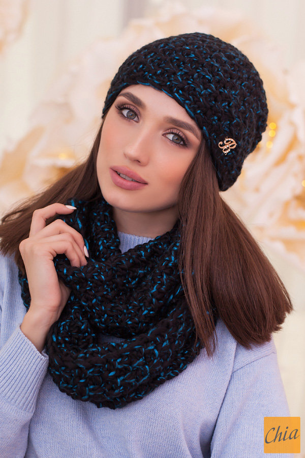 Комплект «Маранда» (шапка и шарф-снуд)