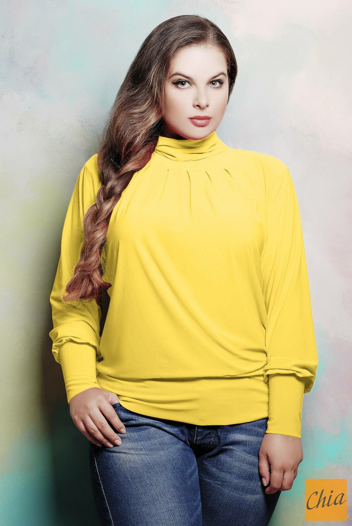 Гольф со сборкой на горловине