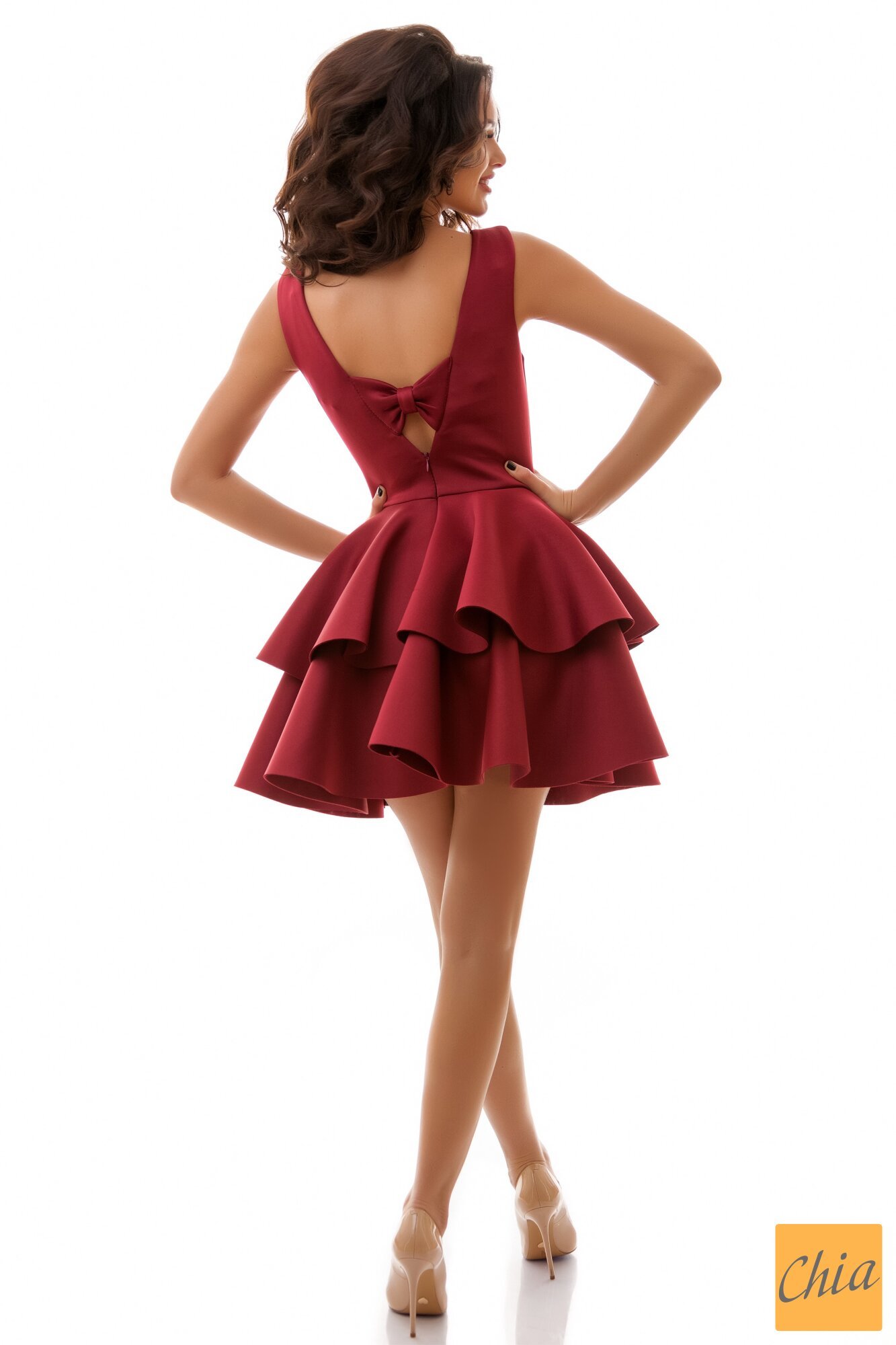 Коктейльное платье с пышной юбкой