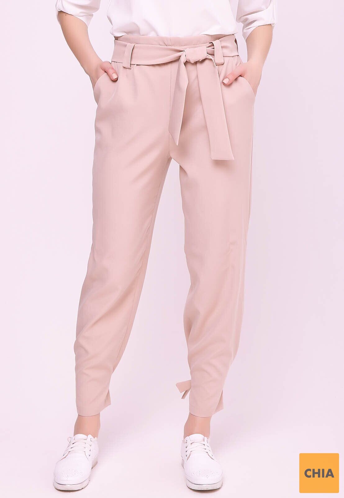 Свободные брюки в спортивном стиле пудра