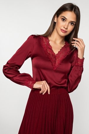 Itelle: Бордовая шелковая блуза с гипюром Рина 21180 - фото 1