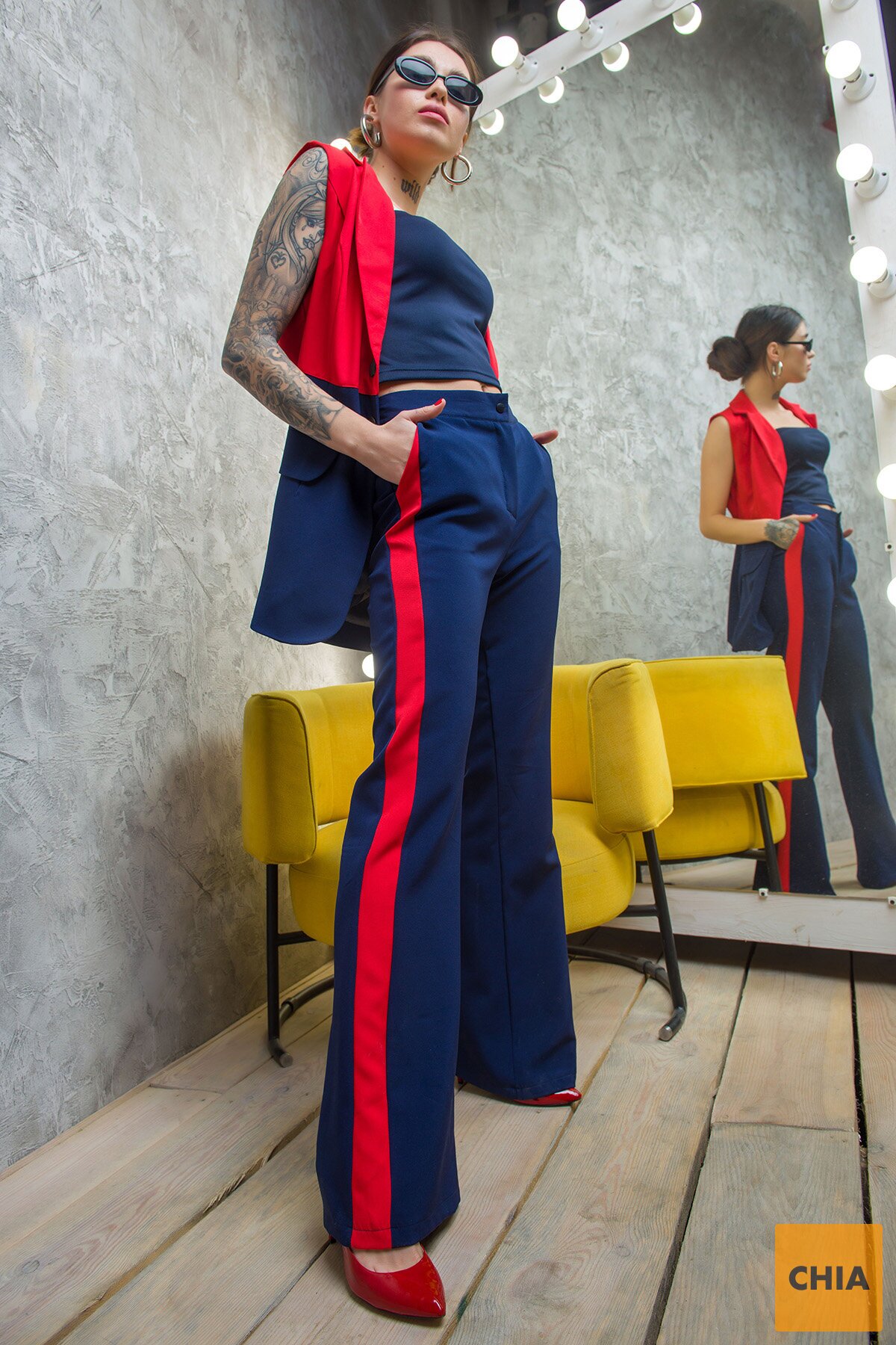 Костюм Овация красный с синим