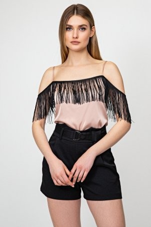 Шелковая бежевая майка с черной бахромой Элла