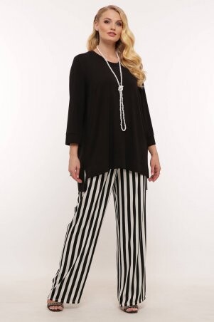 Летний брючный костюм в полоску