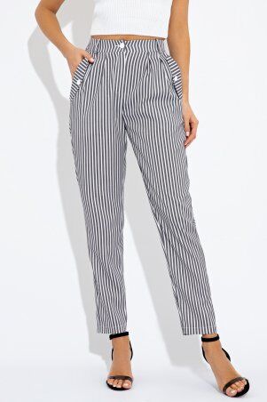 Летние брюки-бананы из льняной ткани в полоск...