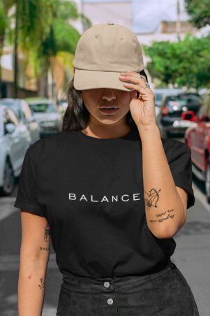 Oldisen: Женская футболка "Баланс-1" WTB-015 - фото 1