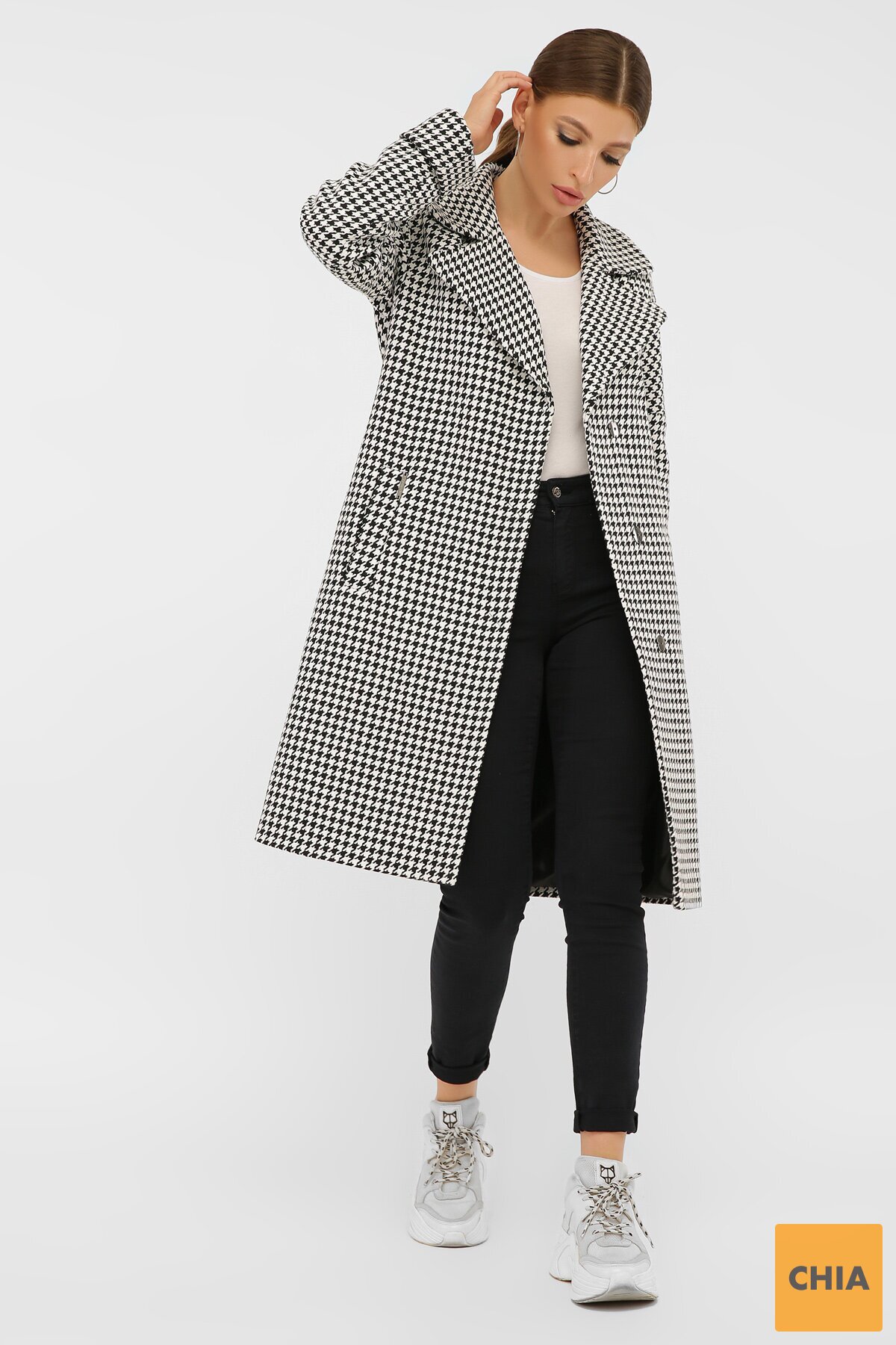 Пальто П-399-100 2442-лапка ч/б