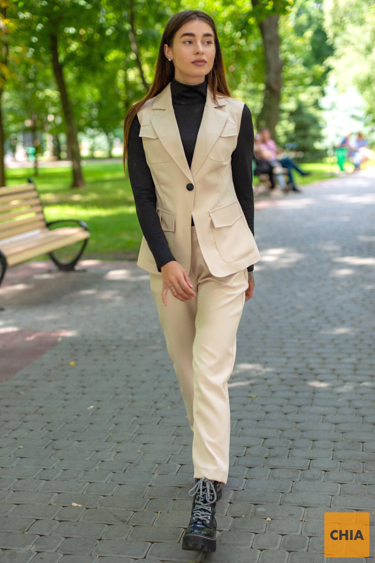 Костюм Майями-1 бежевый