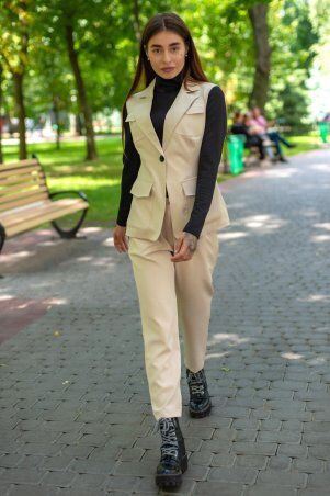 First Land Fashion: Костюм Майями-1 бежевый ХКМ 3181 - фото 1