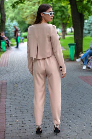 First Land Fashion: Костюм Бумеранг бежевый ХКБ 3141 - фото 2