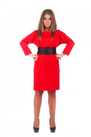 Lilo: Прямое красное платье с вырезом на спине 193 - фото 3
