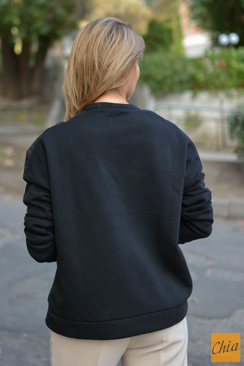 Свитшот со вставками из плащевки