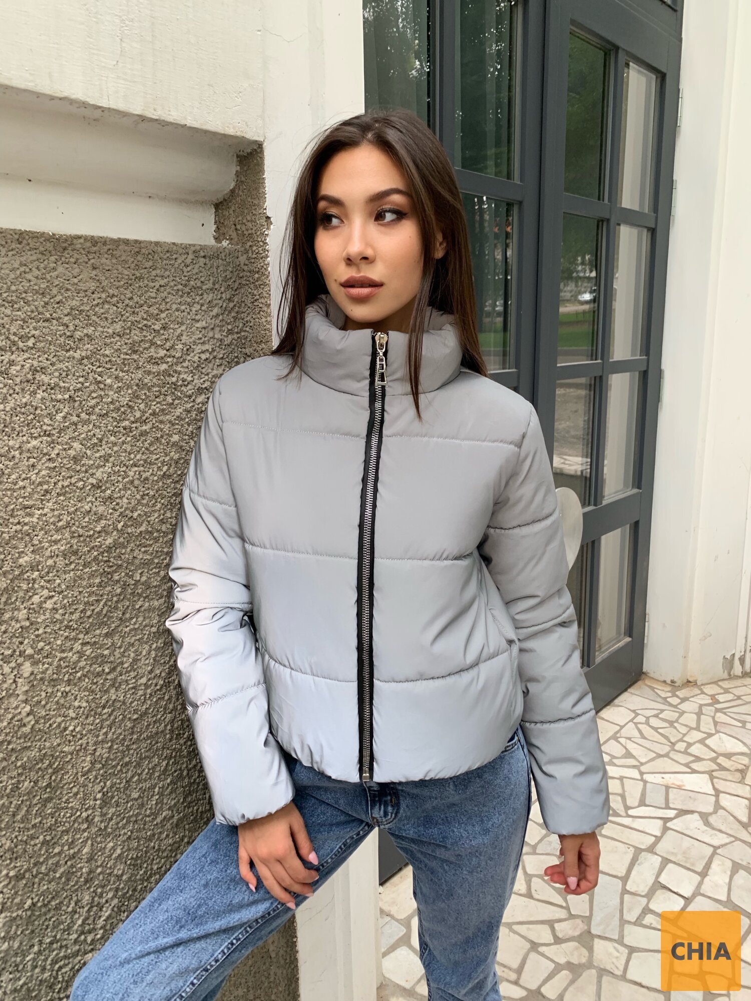 Светоотражающая рефлективная женская куртка