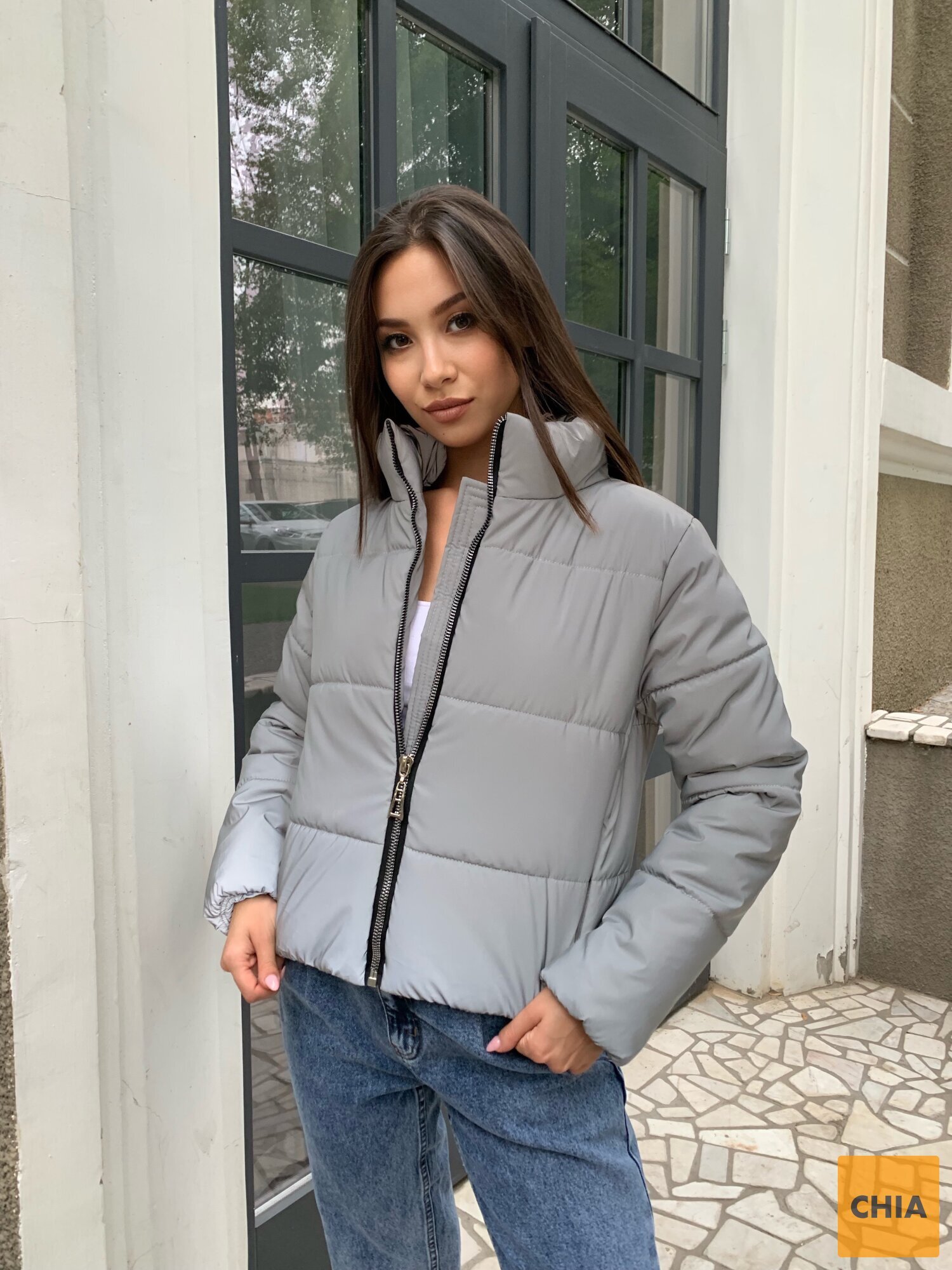 Светоотражающая рефлективная женская куртка