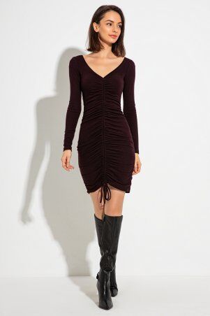 Itelle: Облягаюча сукня шоколадного кольору з V-подібним вирізом та драпіруванням Еля 51208 - фото 1