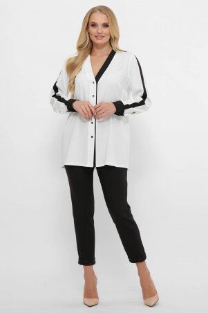 Блуза с V вырезом