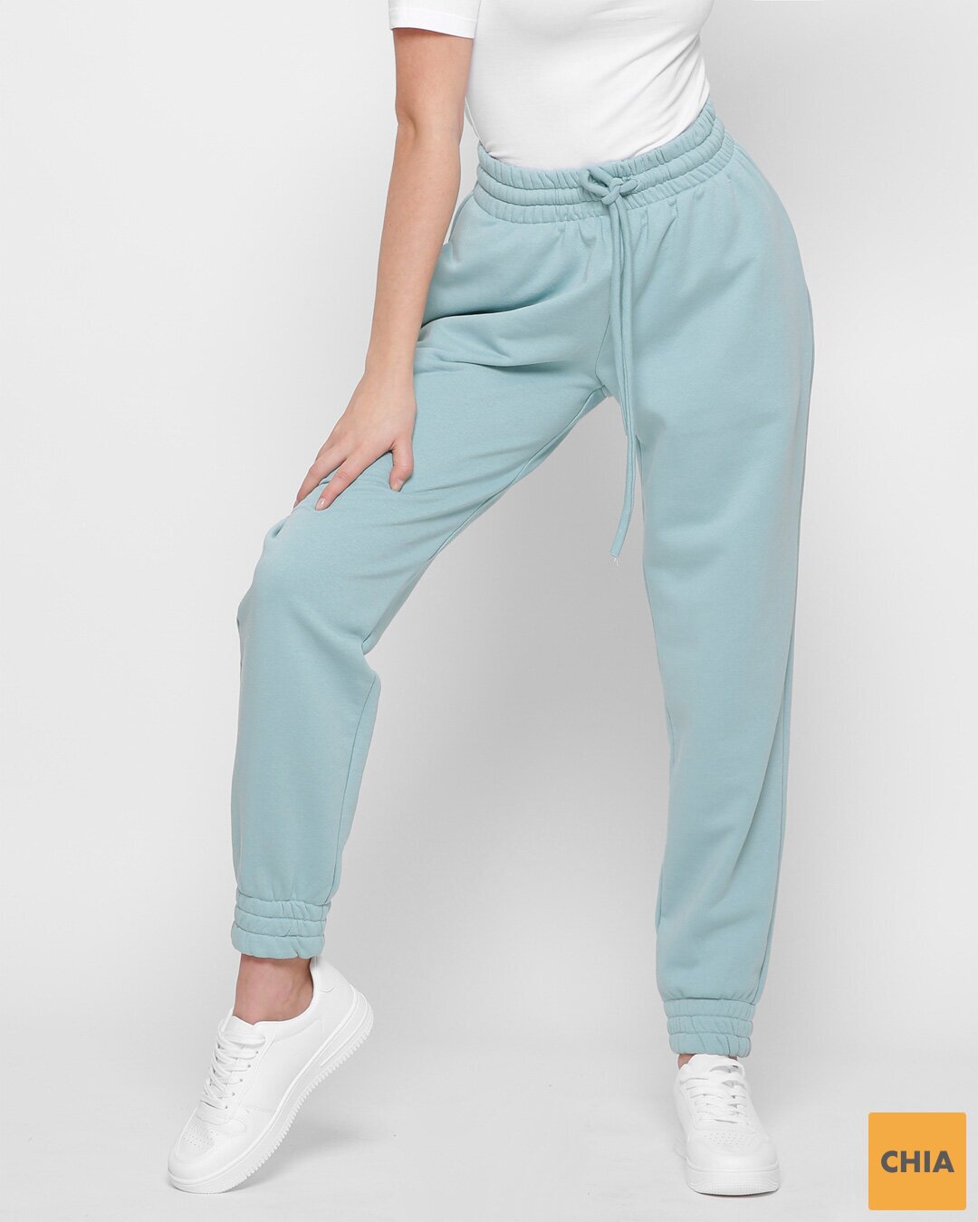 Спортивные брюки