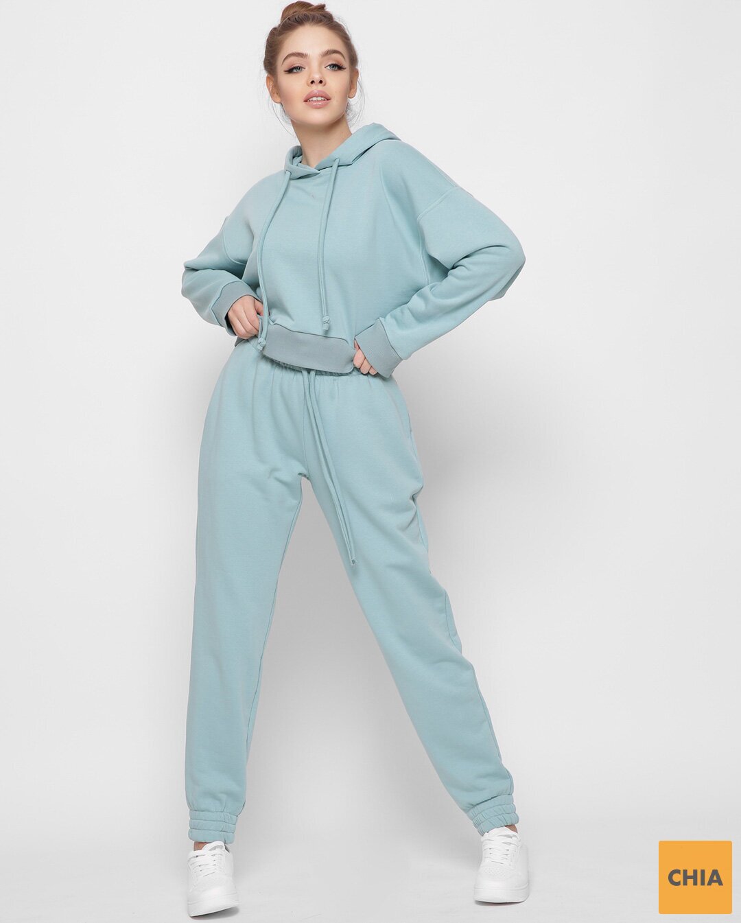 Спортивные брюки