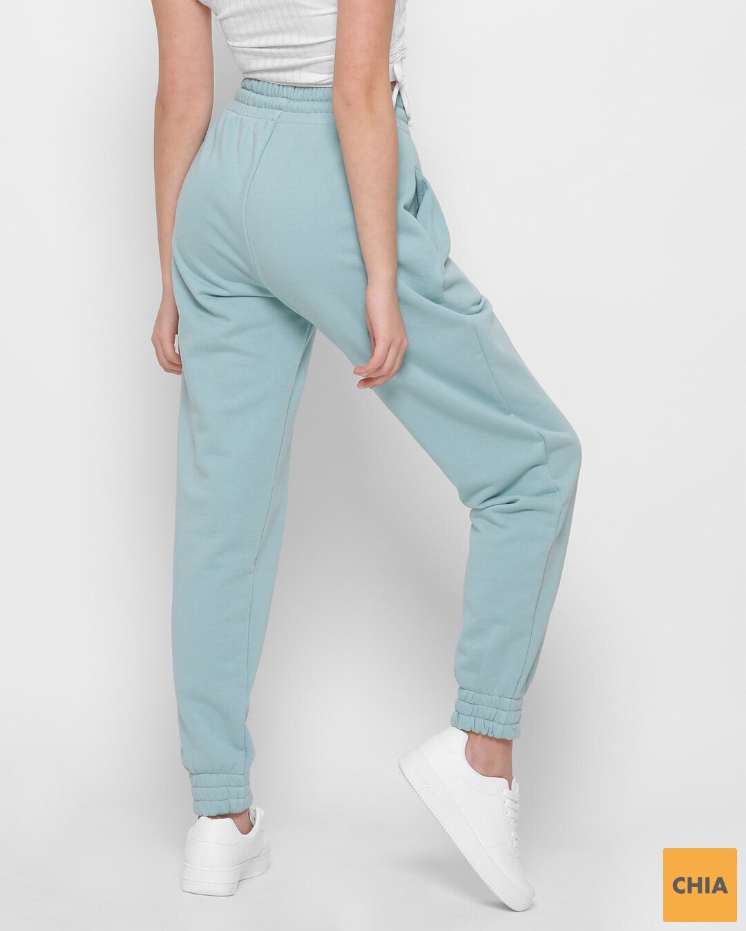 Спортивные брюки