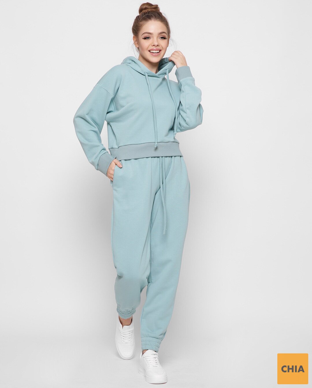 Спортивные брюки