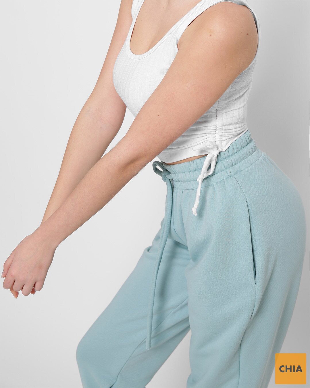 Спортивные брюки