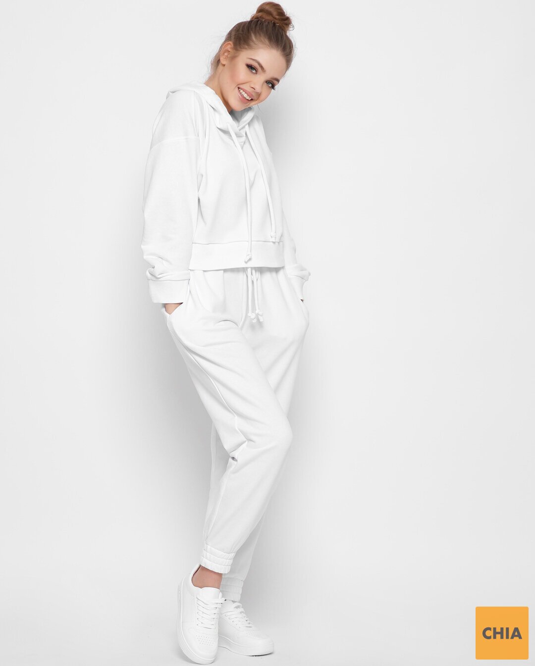 Спортивные брюки