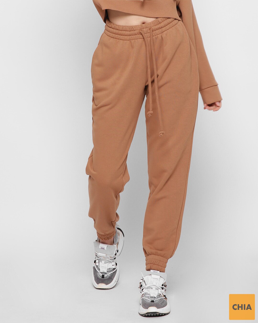 Спортивные брюки