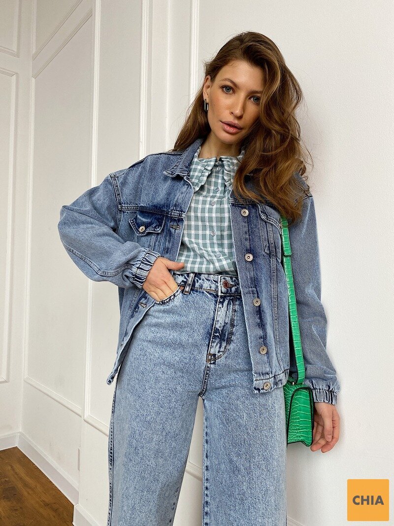 Джинсовая куртка голубого цвета София