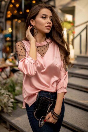 Шелковая розовая блузка со вставками из факту...