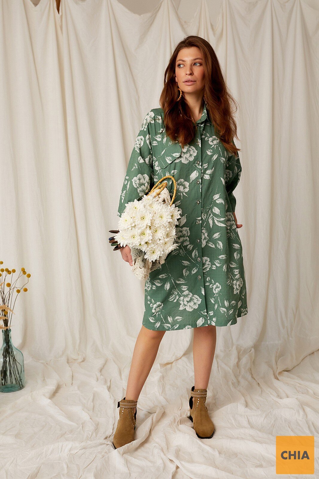 Свободное платье-рубашка из тонкого льна цвета шалфей