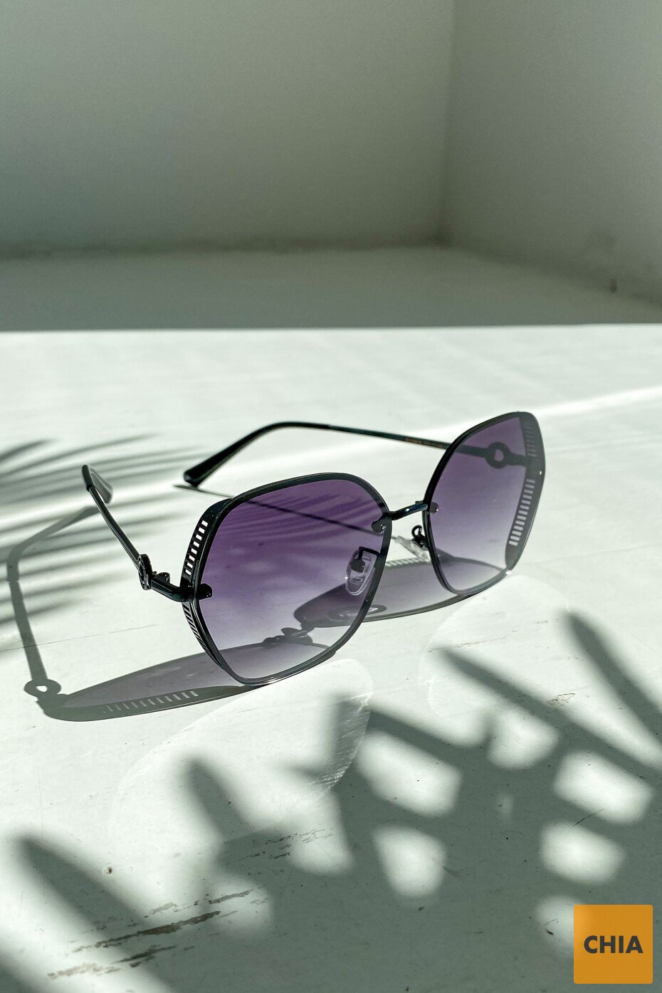 Солнцезащитные очки