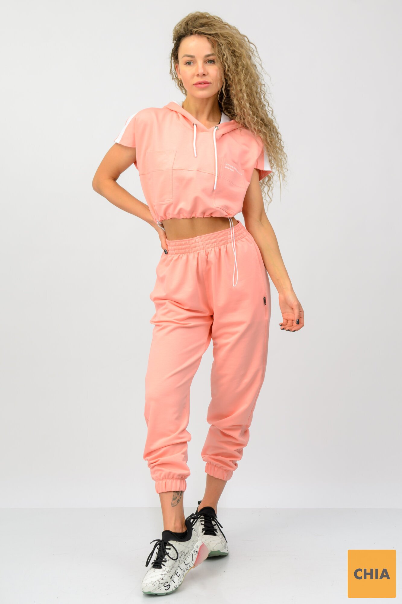 Комлект (Укороченное худи, штаны)