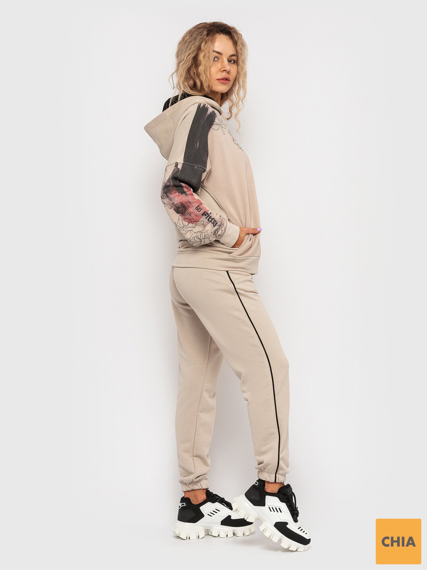 Женский спортивный костюм oversize