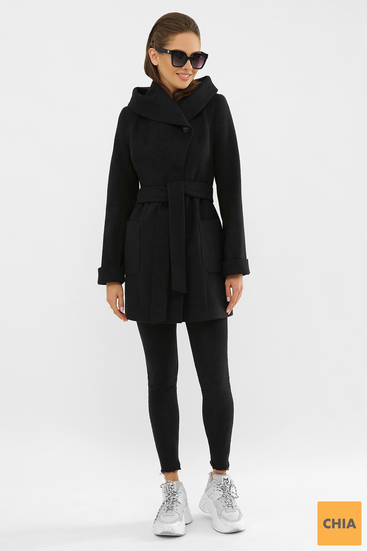 Пальто П-3к черный-цветы