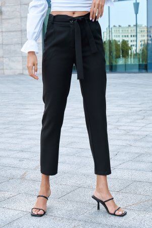 Itelle: Чорні завужені брюки з костюмної тканини Лоррі 4251 - фото 1