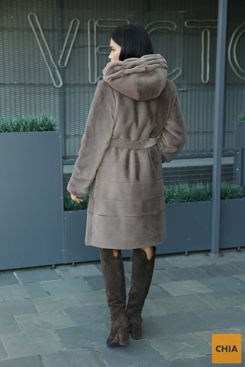 Шуба из искусственного меха