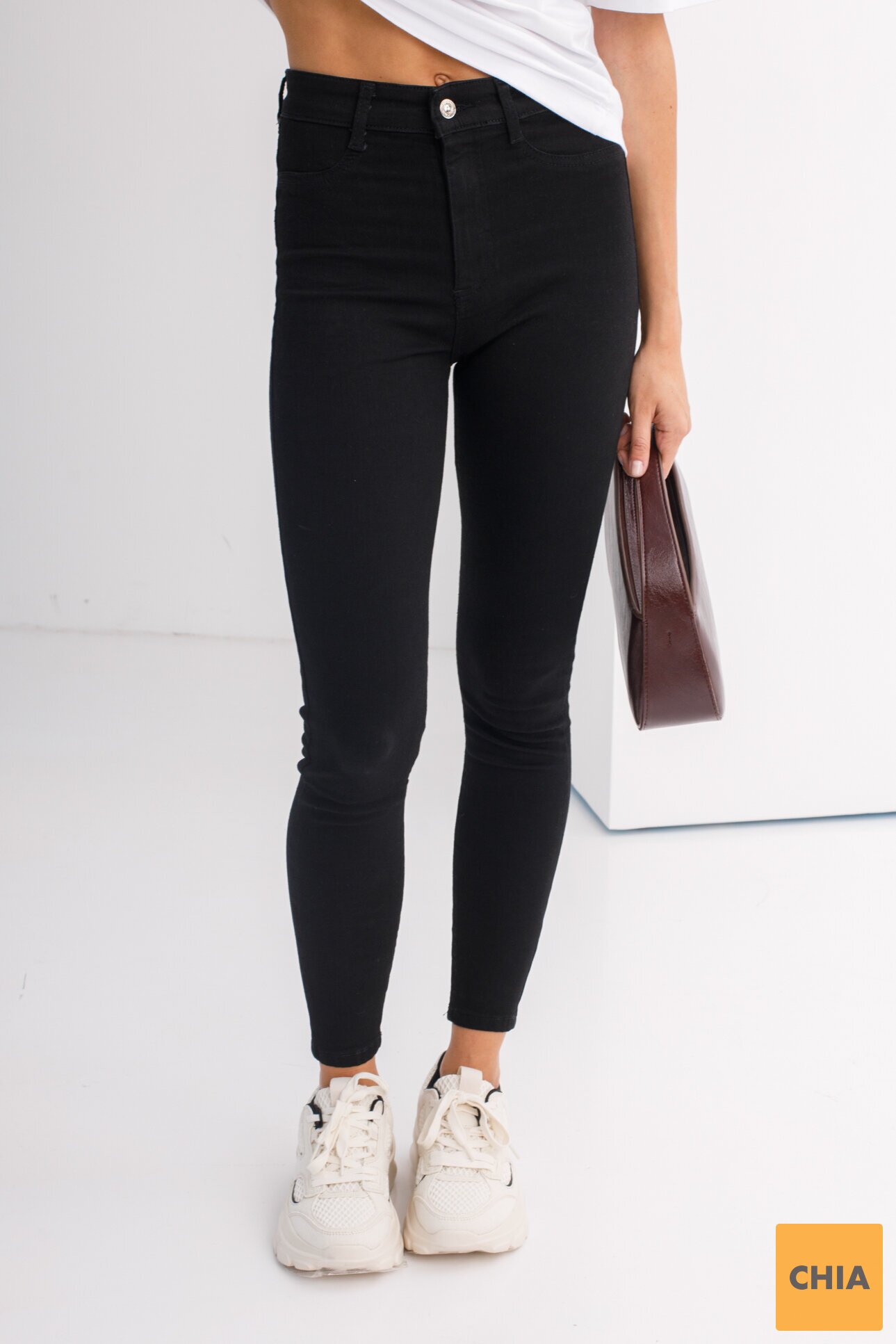 Женские джинсы Субира