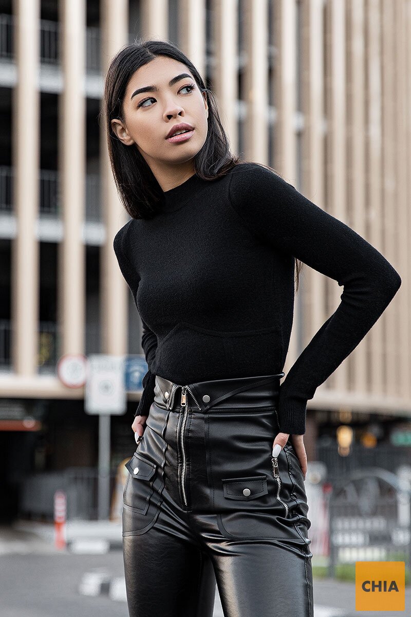 Вязанный гольф черного цвета Микаэль