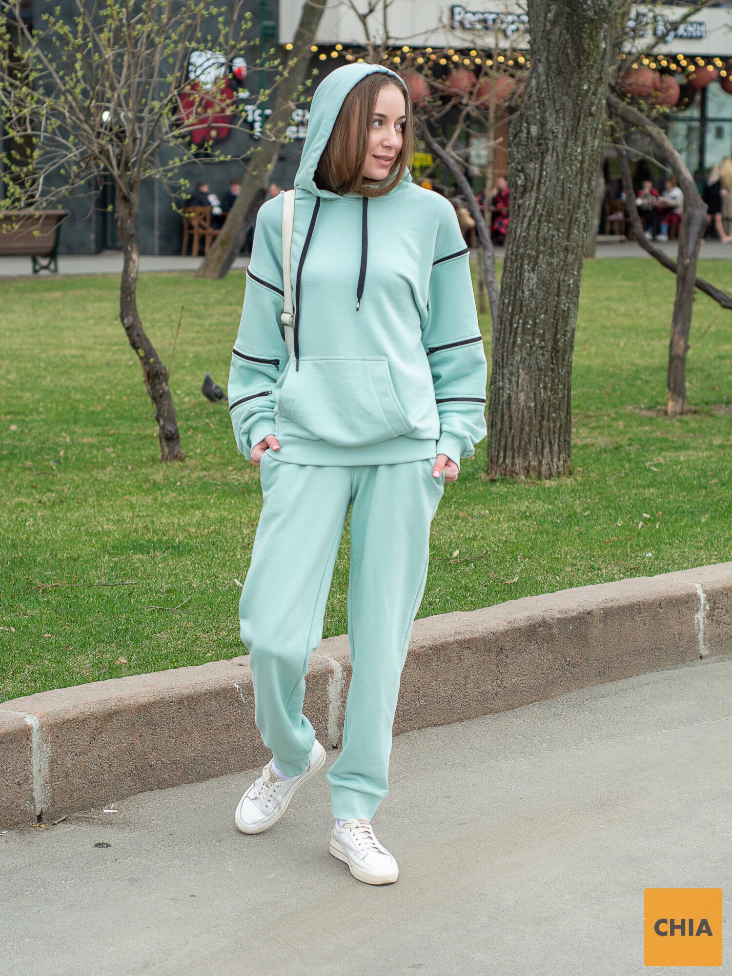 Женский спортивный прогулочный костюм "SNAKE" мятный