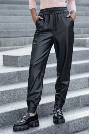 Itelle: Чорні шкіряні штани з манжетами Сандра 4257 - фото 1
