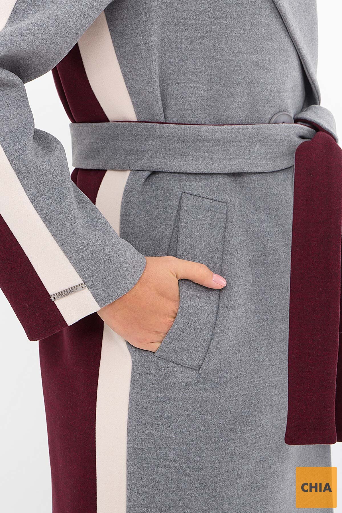 Пальто П-425-90 (2) 0015/3180 серый-т.бордо